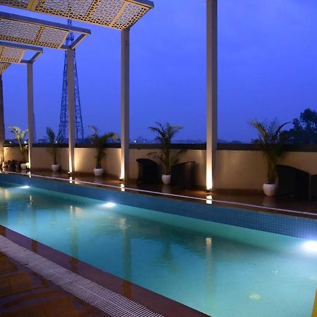 Rohtak Ramaya Hotel מראה חיצוני תמונה