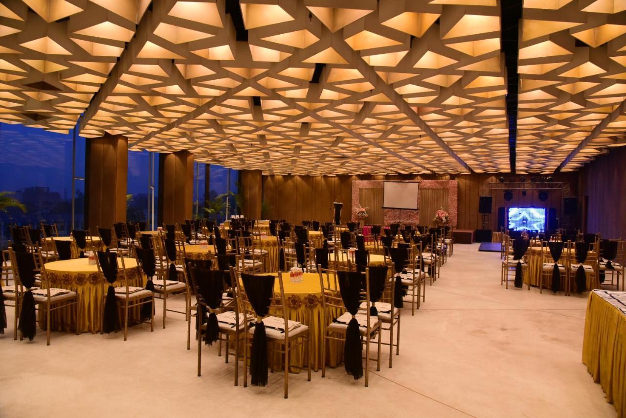 Rohtak Ramaya Hotel מראה חיצוני תמונה