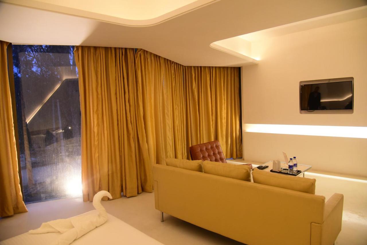 Rohtak Ramaya Hotel מראה חיצוני תמונה